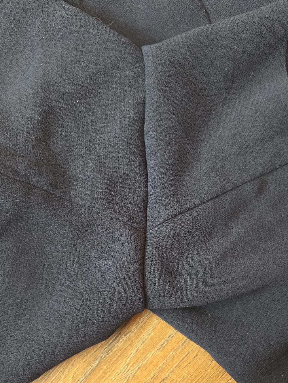 TRINA TURK Jeanette Romper Navy - Picture 6 of 6